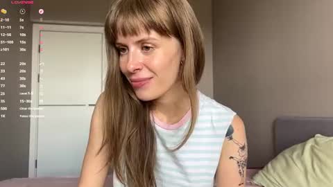 Jinny online show from August 2, 7:37 am