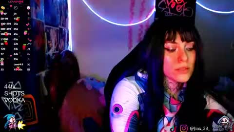  Jinx  online show from July 6, 8:06 am