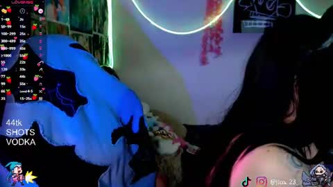 Jinx  online show from August 13, 7:55 am