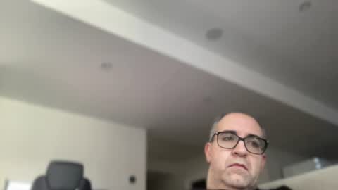 jisterz2 online show from July 29, 1:29 pm