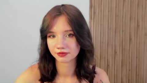 JiwonWong online show from August 13, 5:32 am