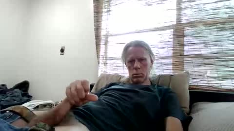 jizzmitten5 online show from June 11, 4:02 pm