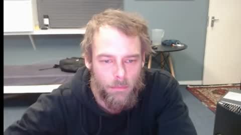 JamesJan van Rebel online show from August 7, 3:28 am