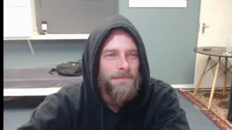 JamesJan van Rebel online show from August 7, 5:40 am