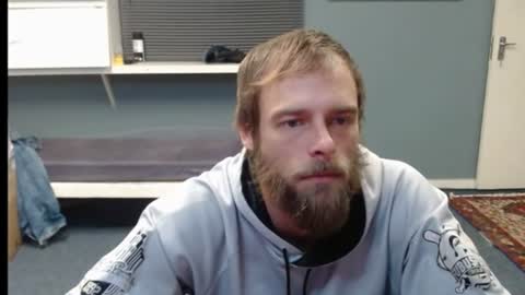 JamesJan van Rebel online show from August 16, 3:10 am