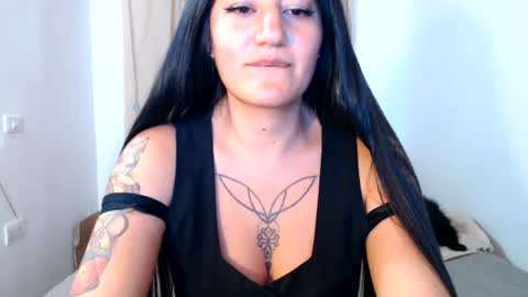 luuuuuuuuuu online show from June 21, 11:05 pm