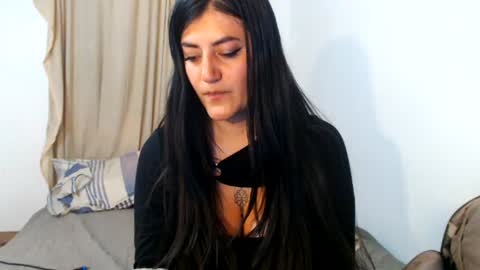 luuuuuuuuuu online show from July 28, 6:30 am
