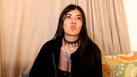 luuuuuuuuuu online show from August 4, 5:37 am