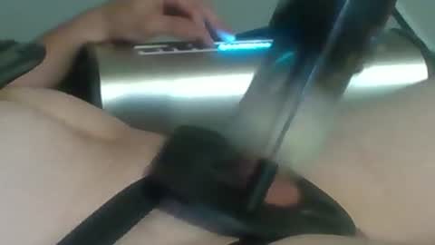 jjshima1213 online show from August 3, 7:48 am