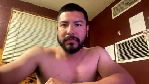 jjuarez5409 online show from March 14, 1:34 am
