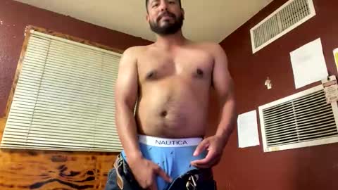 jjuarez5409 online show from March 14, 7:37 am