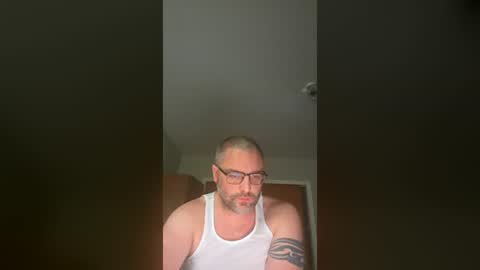jkelson89 online show from September 3, 2:20 pm