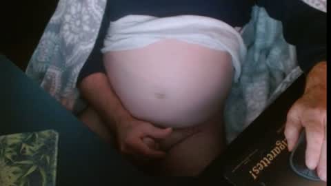 me online show from July 31, 12:22 pm