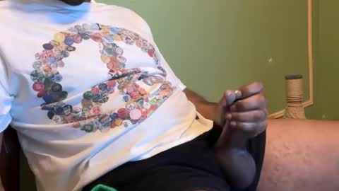 Jay Load  online show from May 10, 10:01 pm