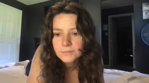 jlynn1997 online show from May 13, 1:55 pm