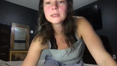 jlynn1997 online show from July 13, 1:51 pm