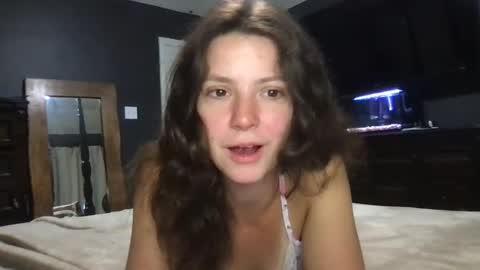 jlynn1997 online show from August 10, 1:01 pm