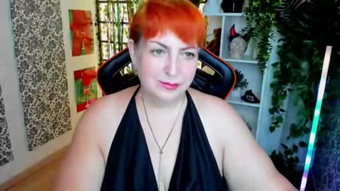 Joana online show from August 6, 9:30 am
