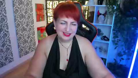 Joana online show from August 9, 5:30 am