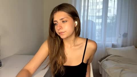 Bella online show from August 1, 5:19 pm