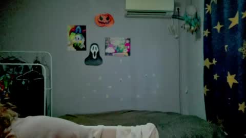 Joannatompson online show from May 15, 2:11 am