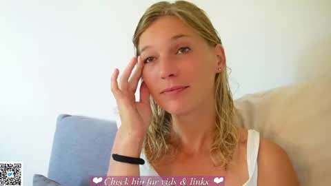 JoannaDea online show from July 7, 7:34 am