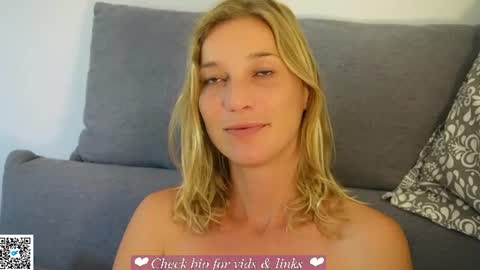 JoannaDea online show from August 11, 1:35 pm