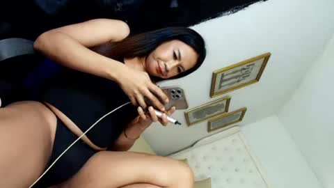 joannajoson9 online show from August 13, 9:18 pm