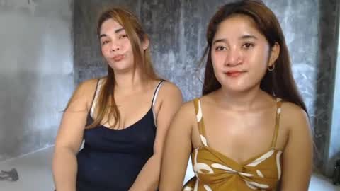 joanpinay505 online show from August 12, 5:21 am