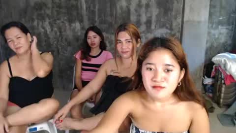 joanpinay505 online show from August 15, 2:48 am