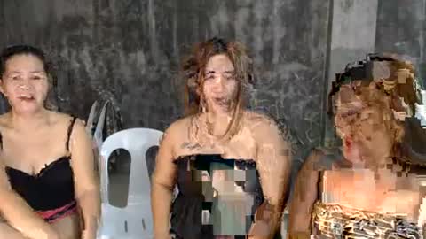 joanpinay505 online show from August 15, 7:45 am