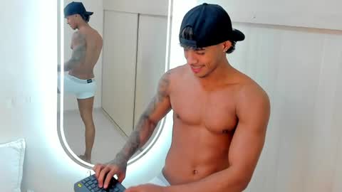 Joao Da Silva online show from July 15, 8:54 pm