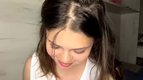 alizellle online show from July 26, 3:39 pm