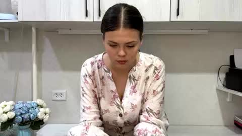 alizellle online show from August 6, 10:31 pm