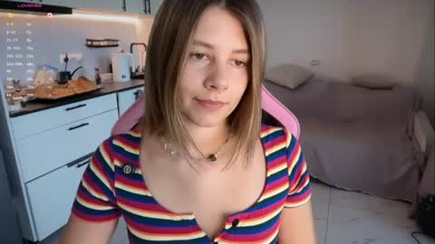  nude photos videos  online show from August 8, 9:53 am
