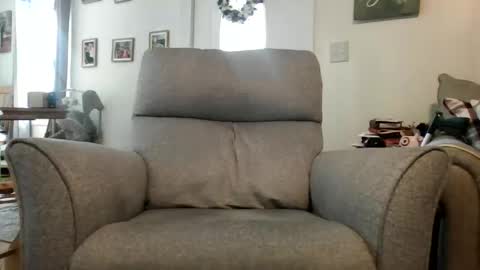 joe0853 online show from March 6, 4:36 pm