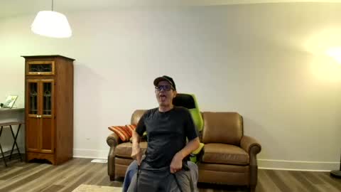 joe1997202399 online show from August 1, 2:50 am