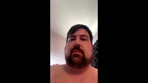 joejoe329 online show from April 16, 9:32 pm