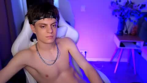 JOELXLANE online show from August 10, 6:48 am