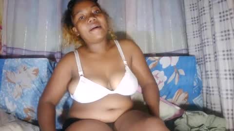 joenah012 online show from August 12, 7:33 am