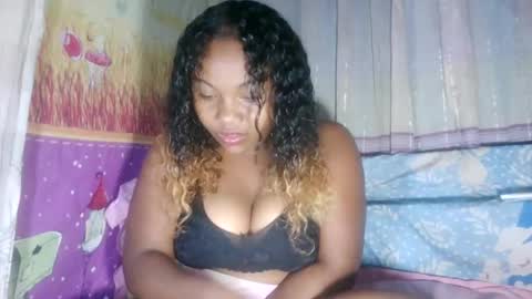 joenah012 online show from August 13, 7:00 am