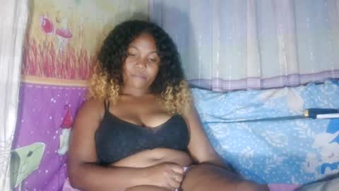 joenah012 online show from August 13, 12:30 pm