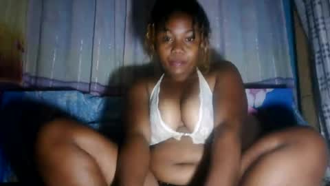 joenah012 online show from August 14, 7:01 am