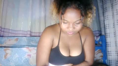 joenah012 online show from August 15, 1:26 pm