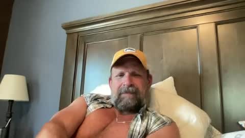 joestros online show from June 17, 8:52 pm