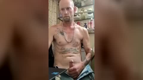 joeybcali79 online show from June 25, 2:14 am