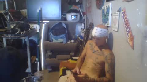 joeyscorpio1984 online show from August 12, 11:07 pm