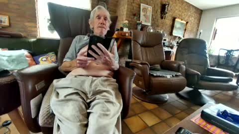 johan7 heet online show from August 6, 10:03 am