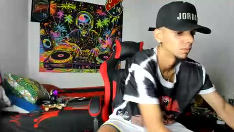 johan_and_antonella online show from August 7, 9:20 am