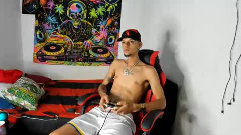 johan_and_antonella online show from August 11, 4:58 am